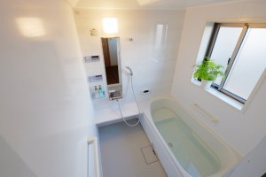 お風呂や浴室の水漏れの原因と対処法のメイン画像